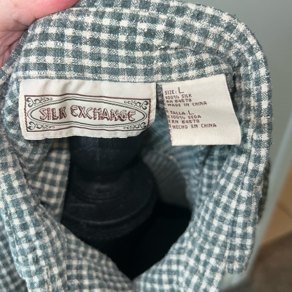 Silk Exchange Green and White Checkered 100% Silk Sleeveless Top Size L - Picture 3 of 6